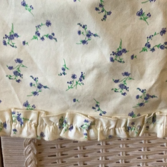 Adorable NWT Mini Skirt 💜💜 by Urban Outfitters - Picture 6 of 9